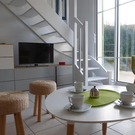 別荘 Maison De Vacances 3 Chambres Avec Piscine Chauffee 6 Couchages - Fr-1-224-671 Saint-Révérend