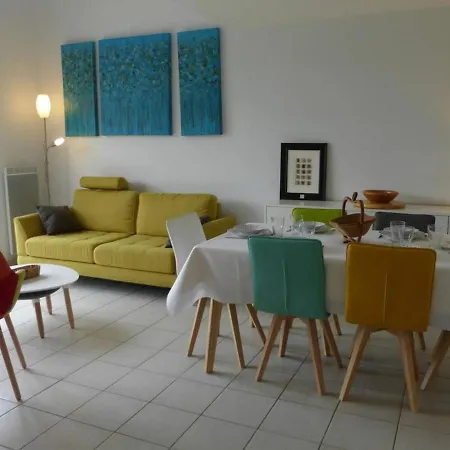 Maison De Vacances 3 Chambres Avec Piscine Chauffee 6 Couchages - Fr-1-224-671 Saint-Révérend