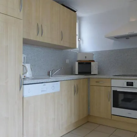 Maison De Vacances 3 Chambres Avec Piscine Chauffee 6 Couchages - Fr-1-224-671 *